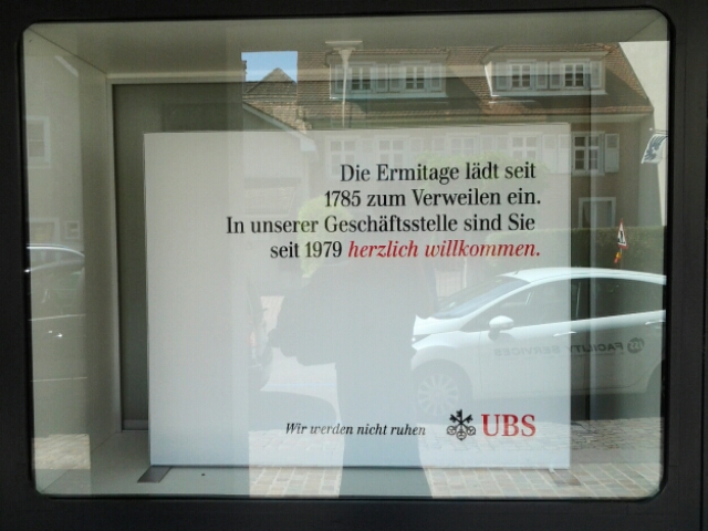 UBS-Werbung in Arlesheim